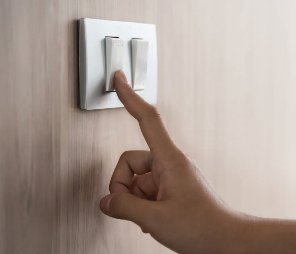 Light switch turning off