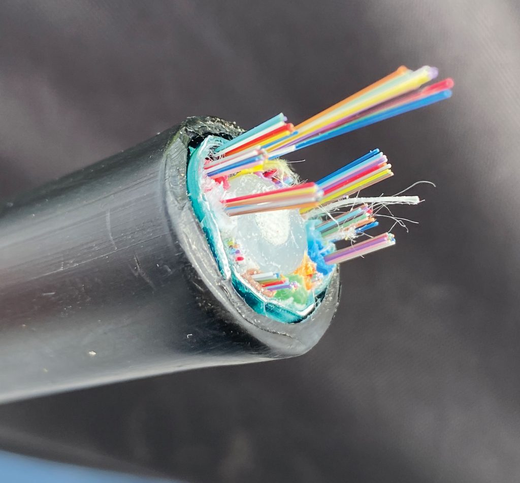 Fiber cable