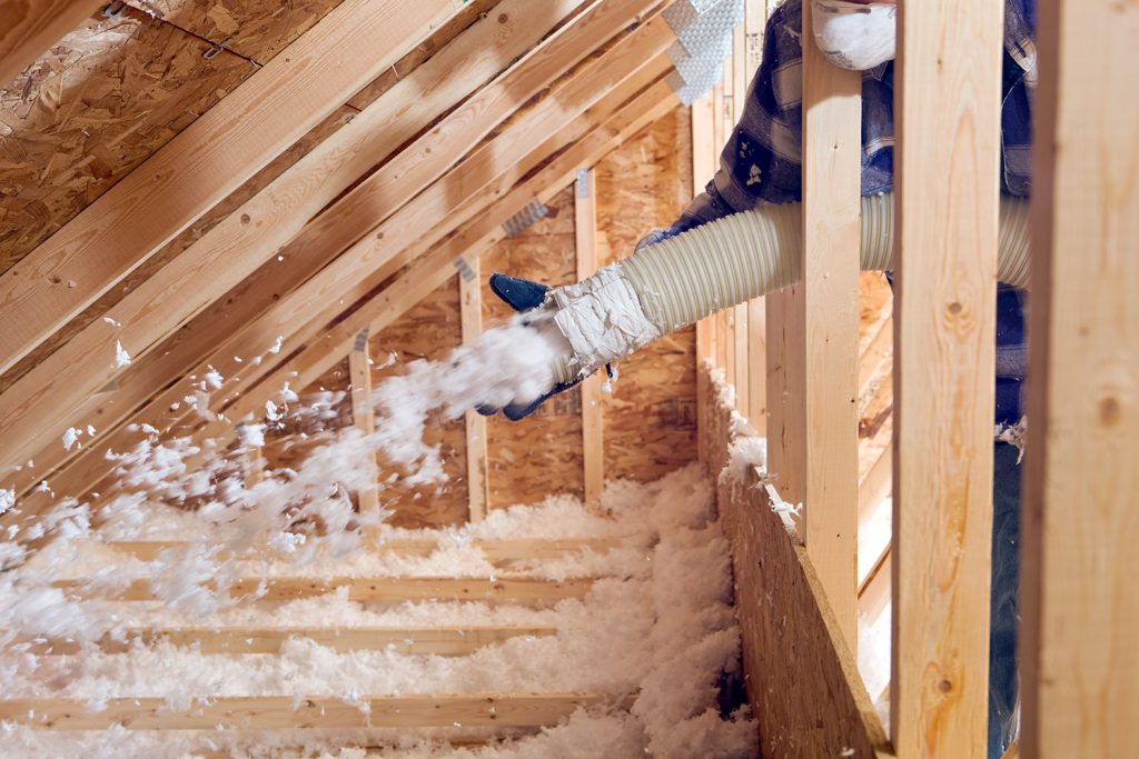 Blowing in insulation