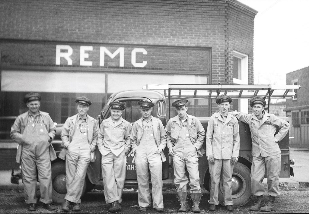 KV REMC Lineworkers 40s