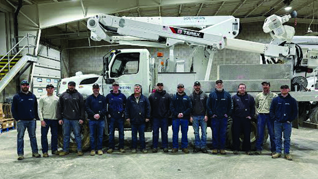 Southern Indiana Power linemen