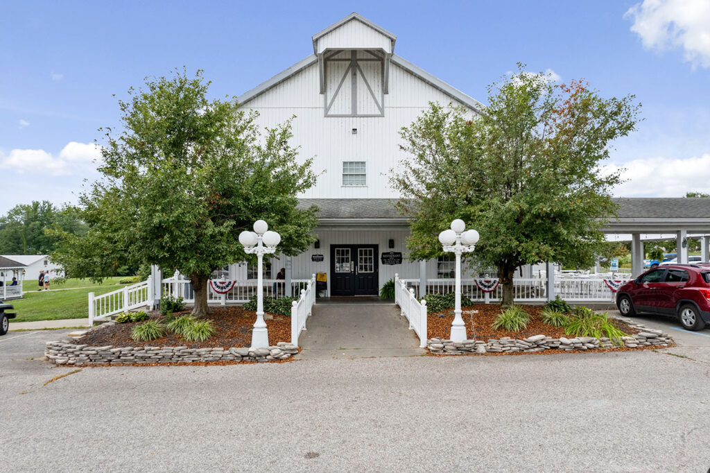 Gastohf Amish Village