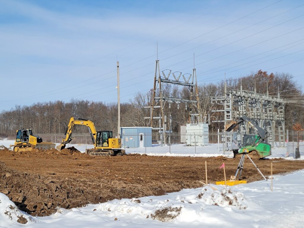 Excavators work to prepare ground at our Diamond Lake Substation for the installation of battery storage.